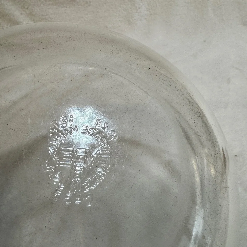 Vintage Pyrex Clear Glass Mixing Bowl with Handles 1 1/2 Quart 722 D-33